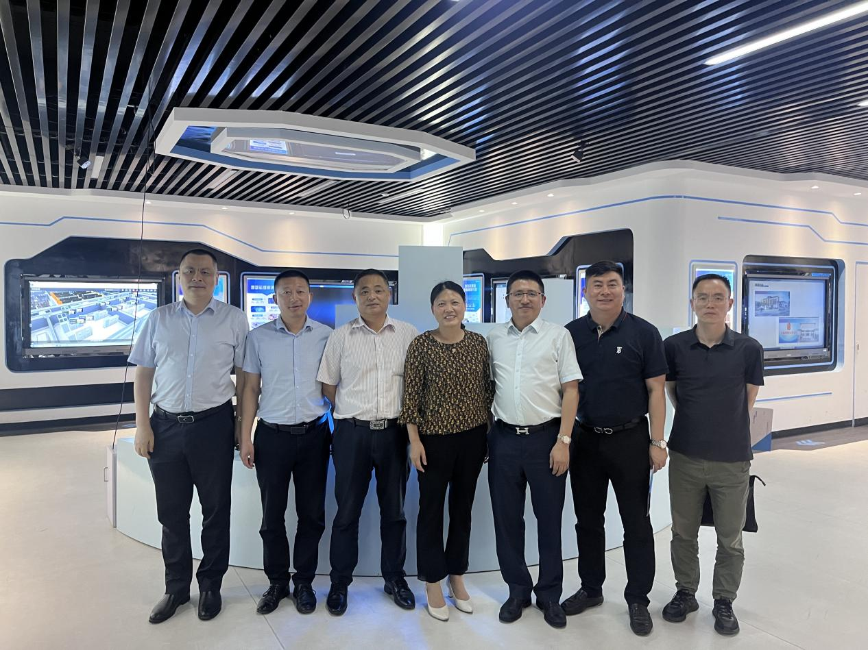 【動態】熱烈歡迎蕪湖市灣沚區常委領導一行蒞臨我司走訪調研 【動態】熱烈歡迎蕪湖市灣沚區常委領導一行蒞臨我司走訪調研